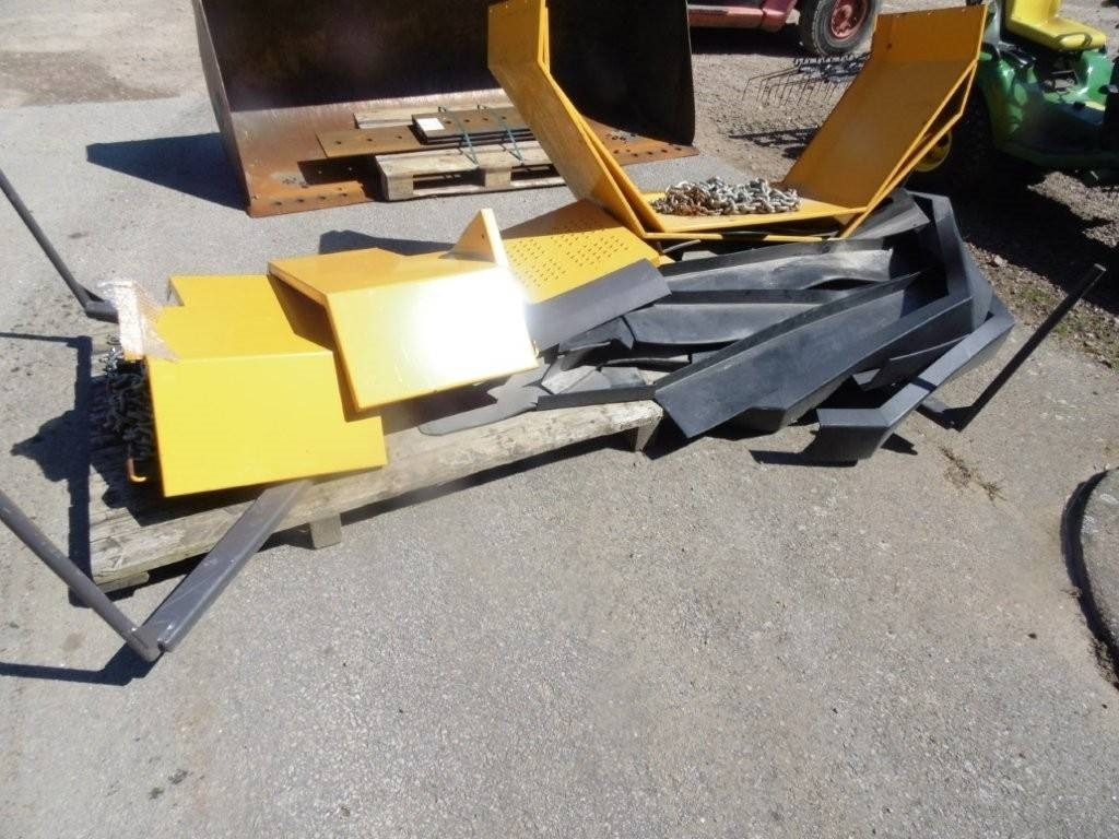 Volvo L 150 C  - Blatník pre Nakladač: obrázok 2 Volvo L 150 C  - Blatník pre Nakladač: obrázok 2