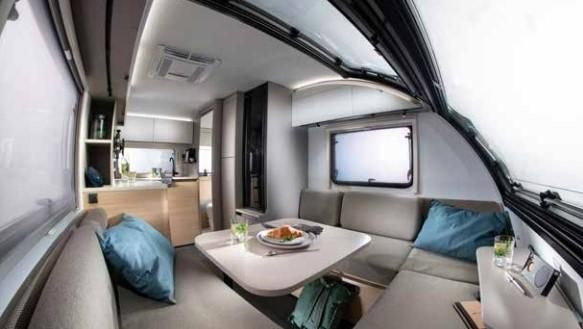 Adria Action 391 LH*1.500KG*EL.FB.-TEMP.*SCHWENK-TISCH - Obytný príves: obrázok 3 Adria Action 391 LH*1.500KG*EL.FB.-TEMP.*SCHWENK-TISCH - Obytný príves: obrázok 3