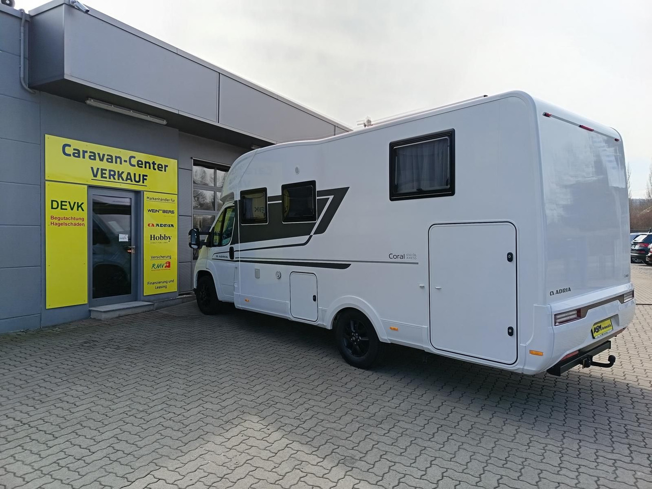 Adria Coral ALL-IN 650 DL*LUFTFEDERUNG HA*SOLAR*SOFORT - Polointegrované obytné auto: obrázok 5 Adria Coral ALL-IN 650 DL*LUFTFEDERUNG HA*SOLAR*SOFORT - Polointegrované obytné auto: obrázok 5