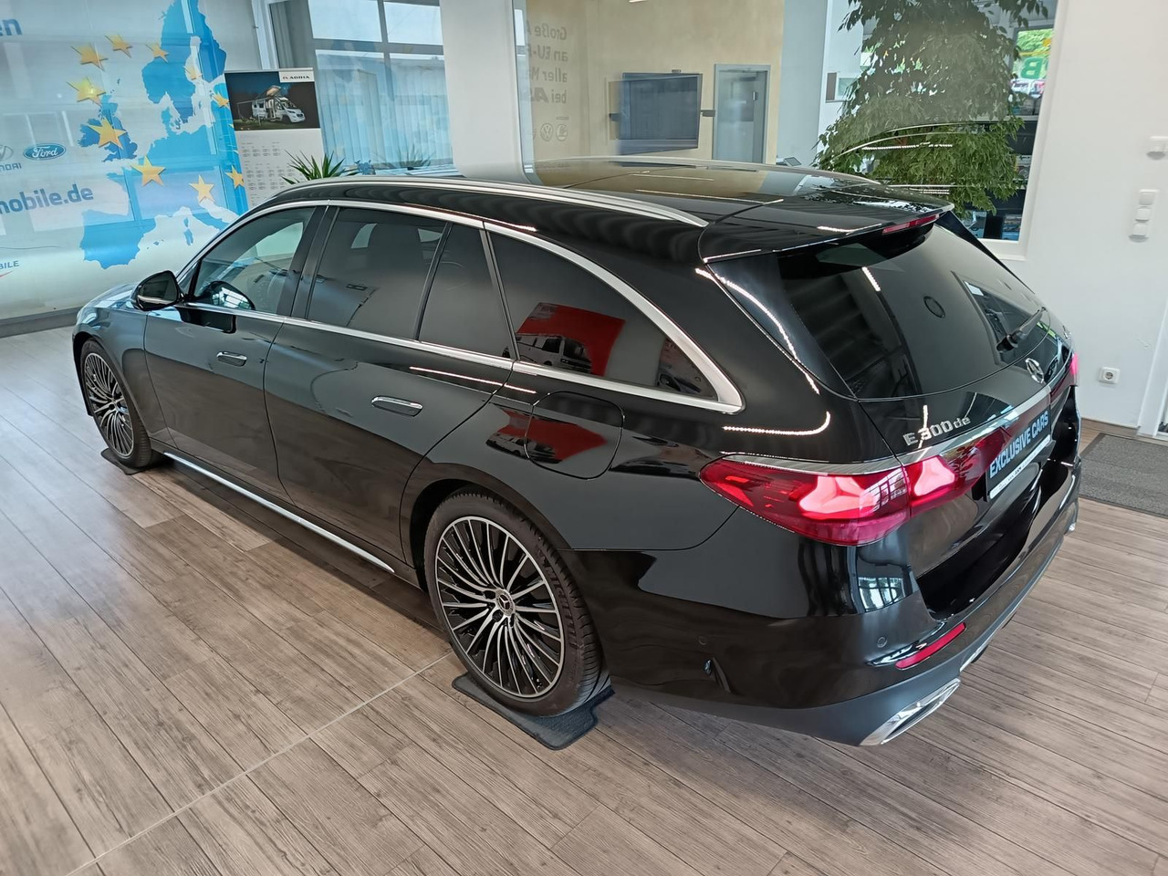 Mercedes-Benz E 300 T de 4M*AMG LINE ADVANCED PLUS*AHK*360°* - Kombi: obrázok 5 Mercedes-Benz E 300 T de 4M*AMG LINE ADVANCED PLUS*AHK*360°* - Kombi: obrázok 5
