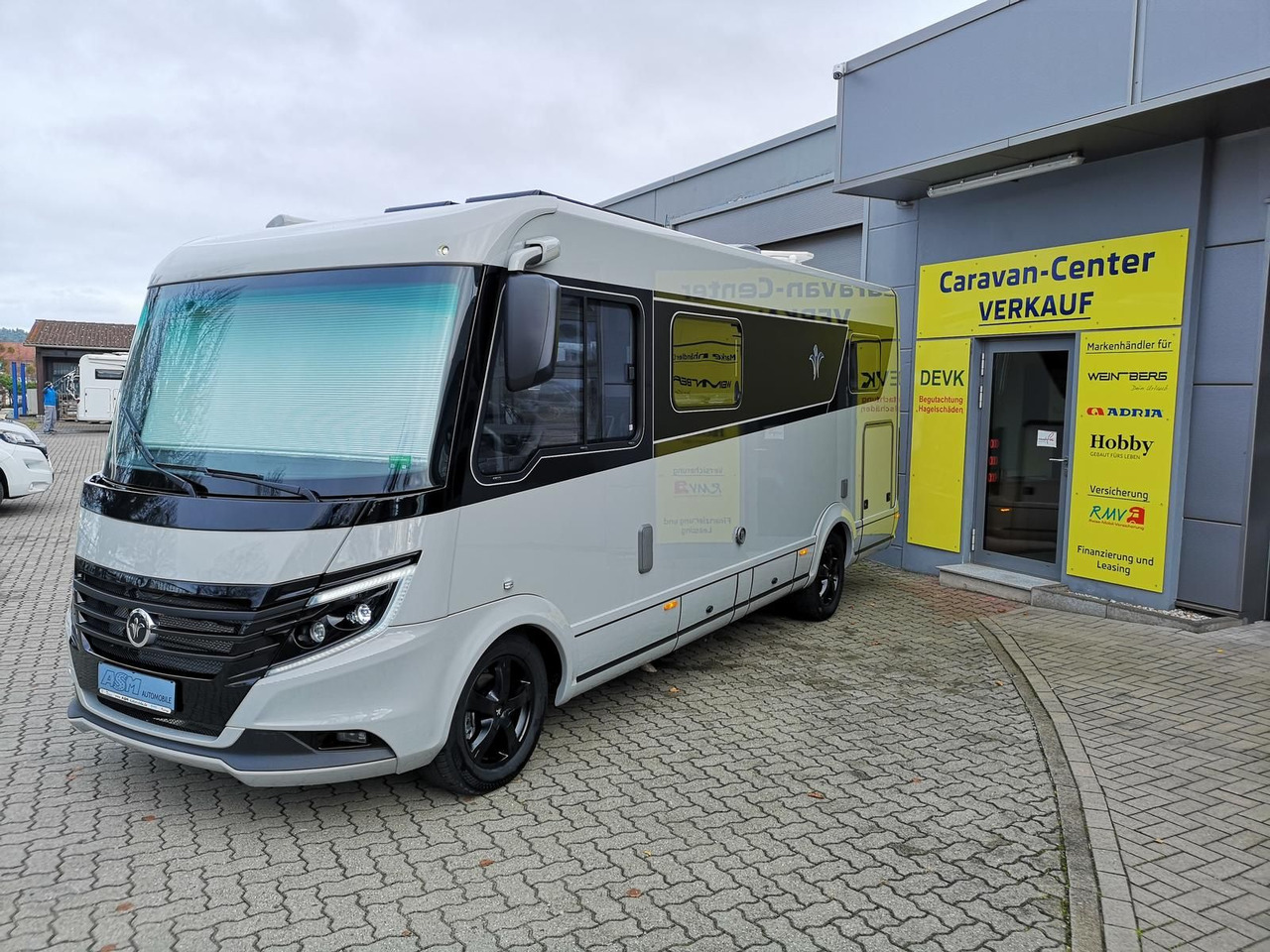 Niesmann + Bischoff iSmove 6.9 E 132 kW+AHK+SOLAR+ALDE+KLIMA+NAVI - Integrované obytné auto: obrázok 2 Niesmann + Bischoff iSmove 6.9 E 132 kW+AHK+SOLAR+ALDE+KLIMA+NAVI - Integrované obytné auto: obrázok 2