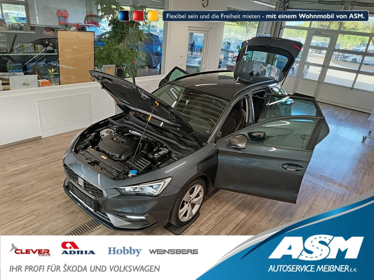 Seat Leon Sportstourer 1,5TSI FR*NAVI*LED*SOUND*R-KAM - Kombi: obrázok 1 Seat Leon Sportstourer 1,5TSI FR*NAVI*LED*SOUND*R-KAM - Kombi: obrázok 1