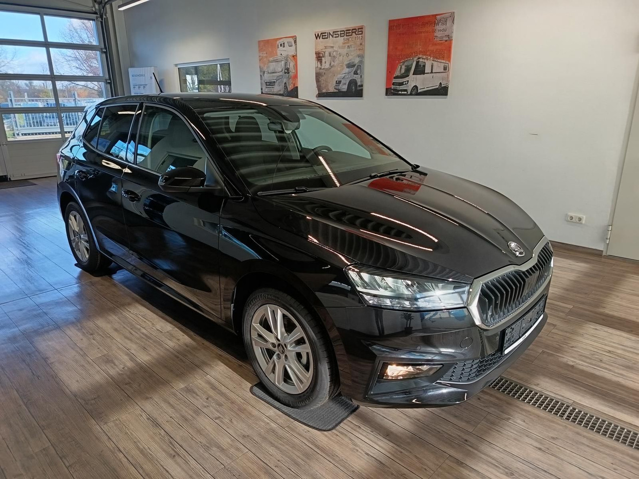 Skoda Fabia 130 Jahre 1,0 TSI*AHK-VORBER.*5J.GARANTIE* - Sedan: obrázok 3 Skoda Fabia 130 Jahre 1,0 TSI*AHK-VORBER.*5J.GARANTIE* - Sedan: obrázok 3