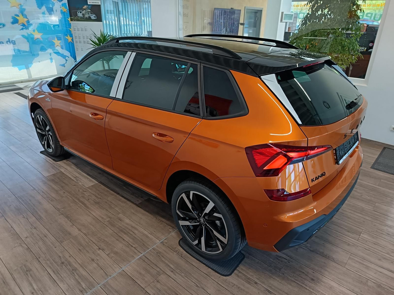 Skoda Kamiq Monte Carlo 1,5 TSI DSG*PANO*AHK*5J.GARANT - SUV: obrázok 4 Skoda Kamiq Monte Carlo 1,5 TSI DSG*PANO*AHK*5J.GARANT - SUV: obrázok 4