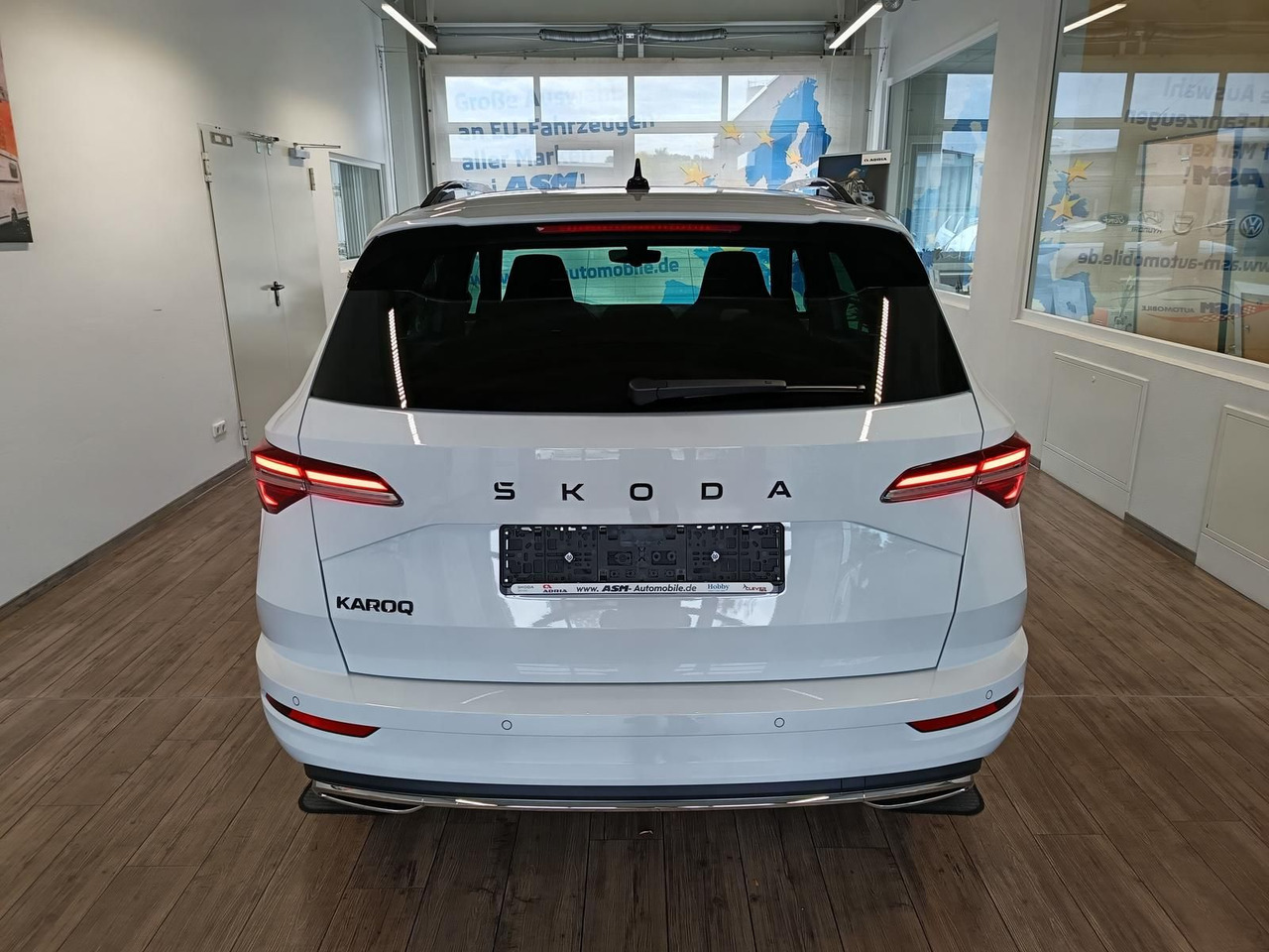 Skoda Karoq Sportline 1,5 TSI DSG*AHK*PSD*STD.HZG*NAVI - SUV: obrázok 5 Skoda Karoq Sportline 1,5 TSI DSG*AHK*PSD*STD.HZG*NAVI - SUV: obrázok 5
