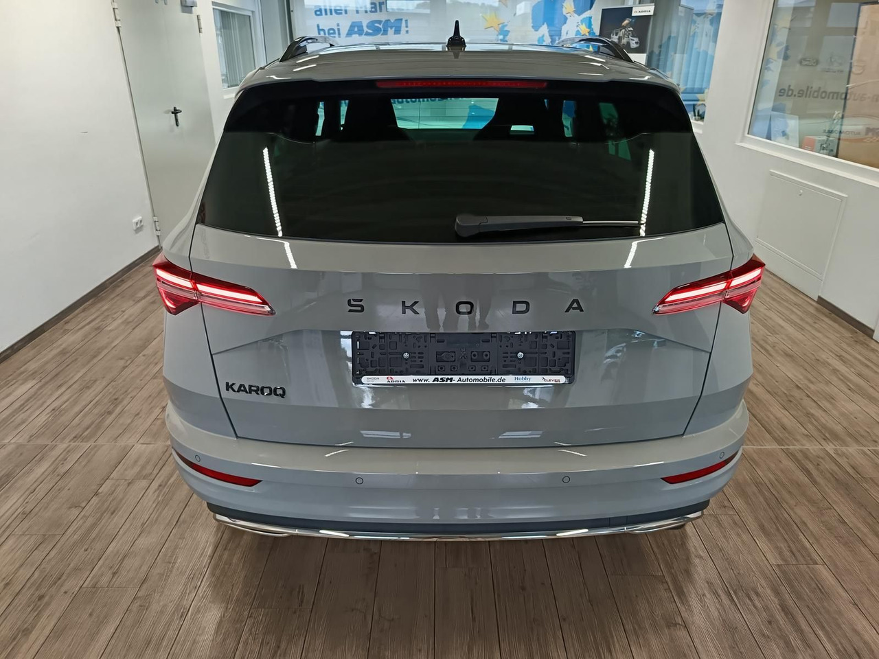 Skoda Karoq Sportline 1,5 TSI DSG*AHK*PSD*STD.HZG*NAVI - SUV: obrázok 5 Skoda Karoq Sportline 1,5 TSI DSG*AHK*PSD*STD.HZG*NAVI - SUV: obrázok 5