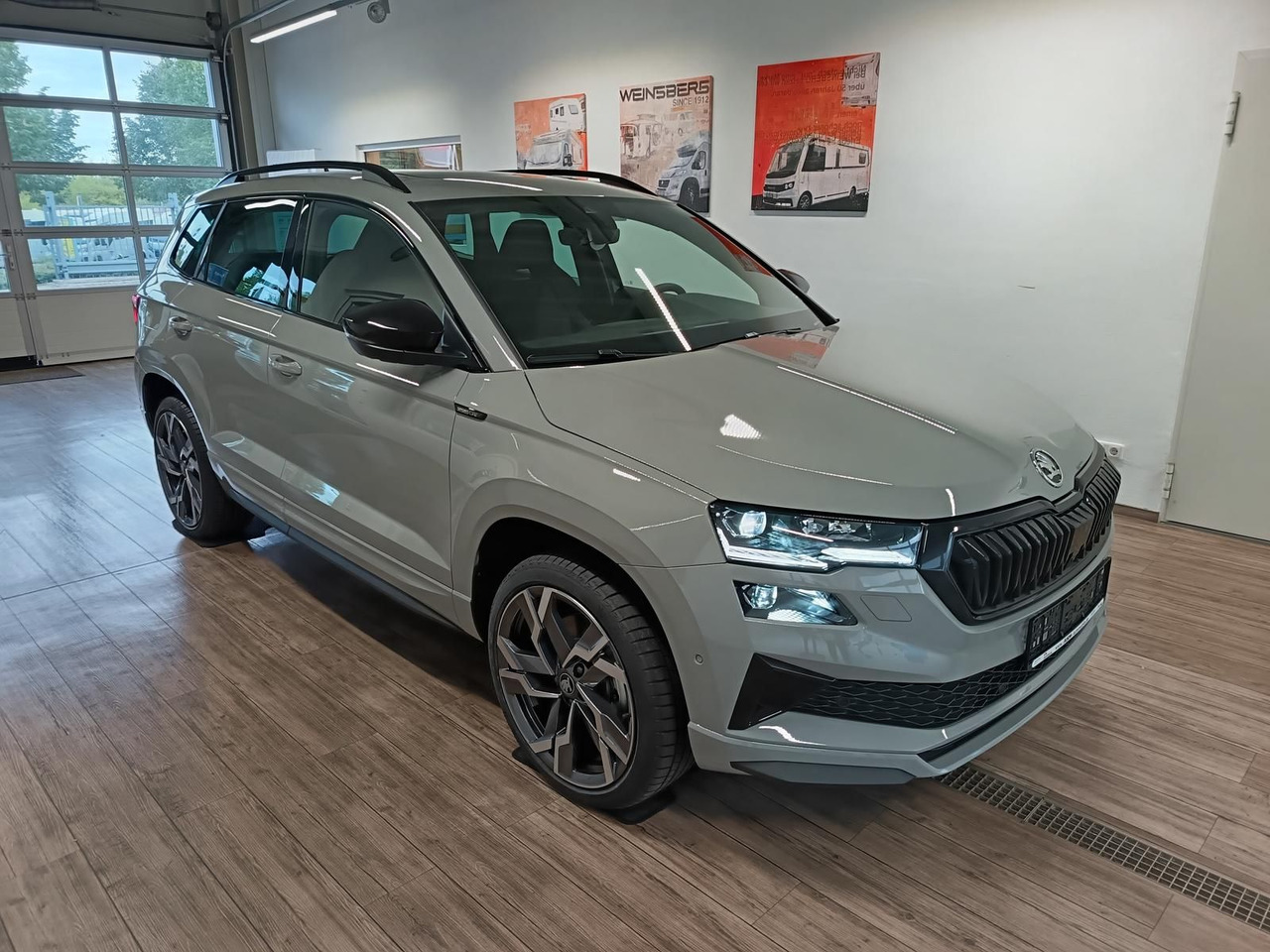 Skoda Karoq Sportline 1,5 TSI DSG*AHK*PSD*STD.HZG*NAVI - SUV: obrázok 3 Skoda Karoq Sportline 1,5 TSI DSG*AHK*PSD*STD.HZG*NAVI - SUV: obrázok 3