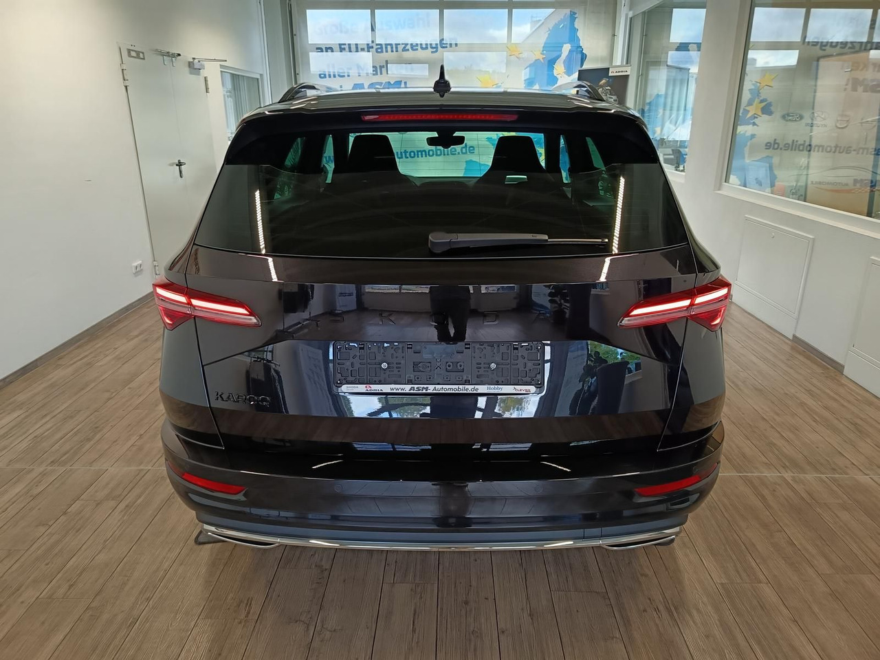 Skoda Karoq Sportline 1,5 TSI DSG*AHK*PSD*STD.HZG*NAVI - SUV: obrázok 5 Skoda Karoq Sportline 1,5 TSI DSG*AHK*PSD*STD.HZG*NAVI - SUV: obrázok 5