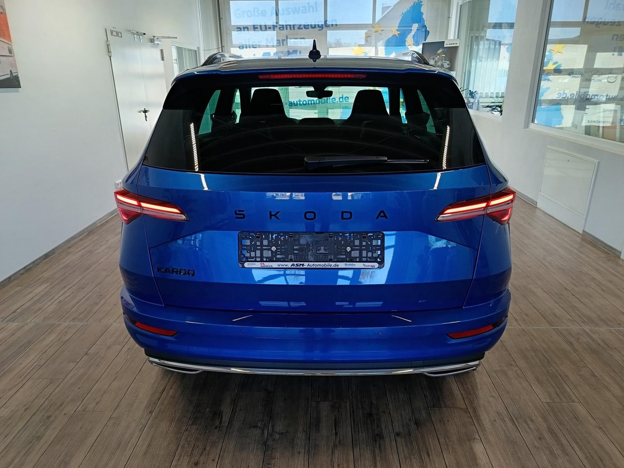 Skoda Karoq Sportline 1,5TSI DSG*AHK*360°*5J.GARANTIE* - SUV: obrázok 5 Skoda Karoq Sportline 1,5TSI DSG*AHK*360°*5J.GARANTIE* - SUV: obrázok 5