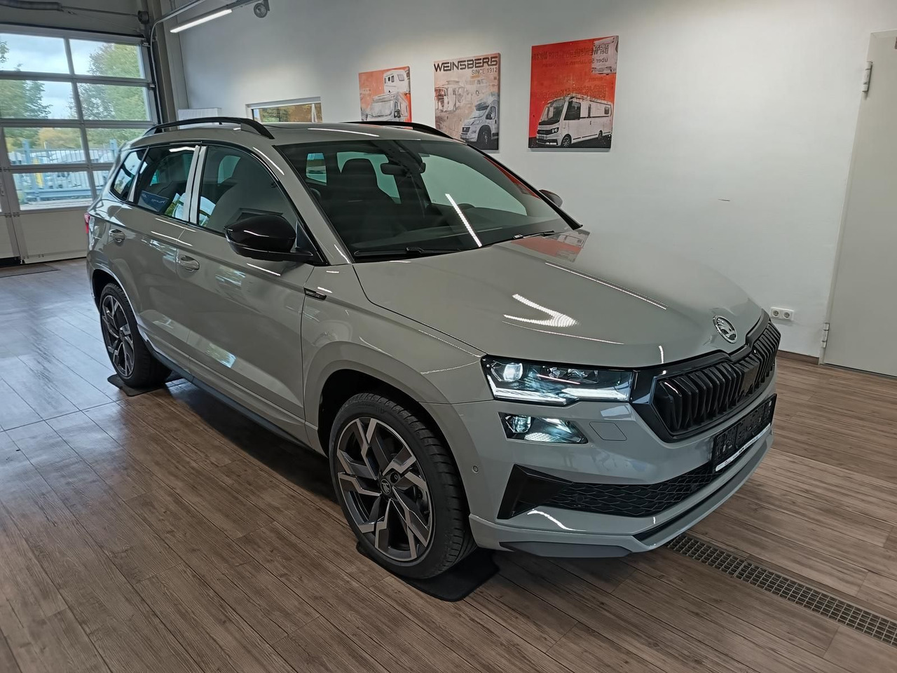 Skoda Karoq Sportline 2,0 TDI 4x4*AHK*PSD*STD.HZG*DCC* - SUV: obrázok 3 Skoda Karoq Sportline 2,0 TDI 4x4*AHK*PSD*STD.HZG*DCC* - SUV: obrázok 3