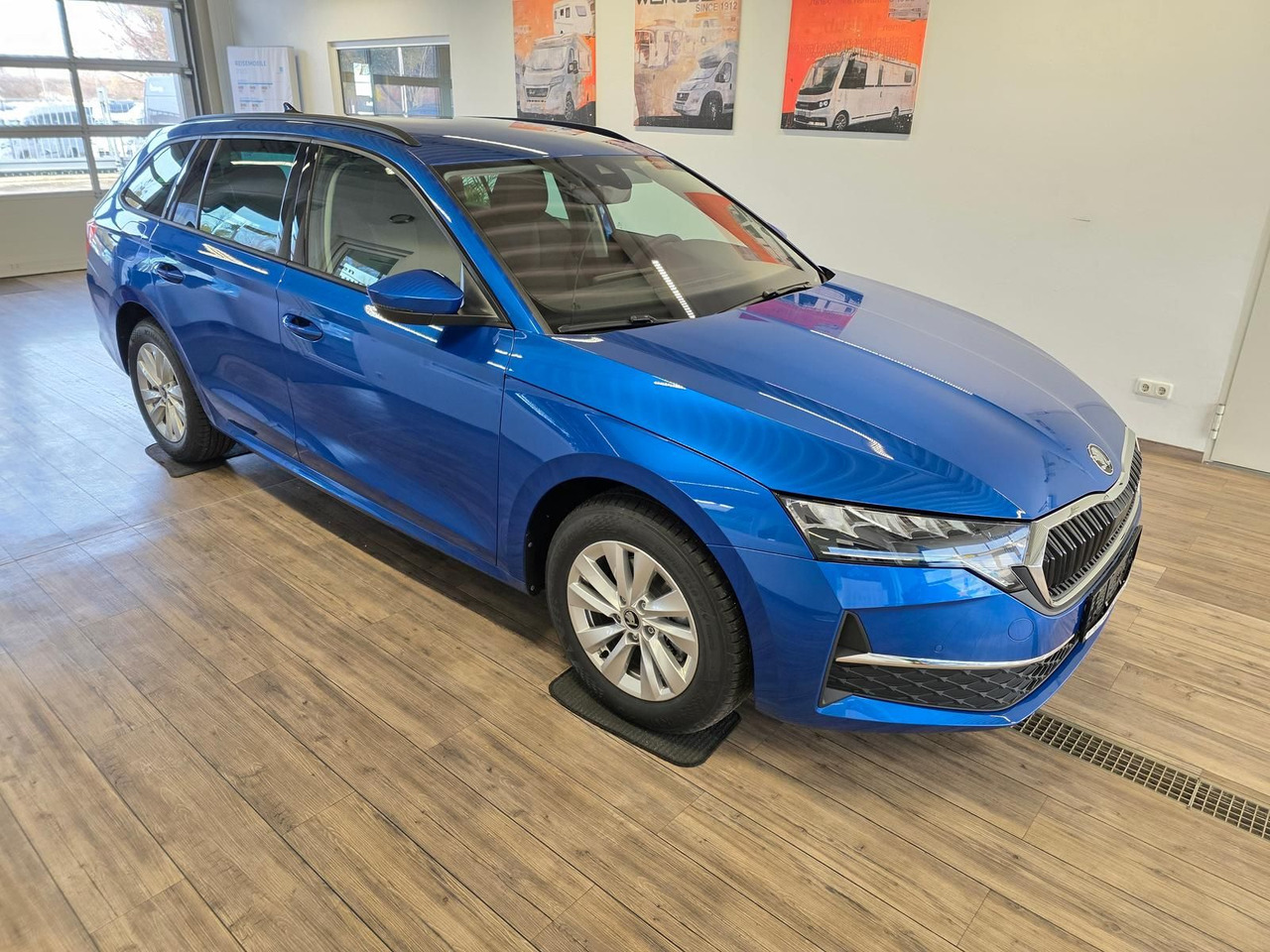 Skoda Octavia Combi Selection DSG*LED*ACC*WINTERPAKET* - Automobil: obrázok 3 Skoda Octavia Combi Selection DSG*LED*ACC*WINTERPAKET* - Automobil: obrázok 3