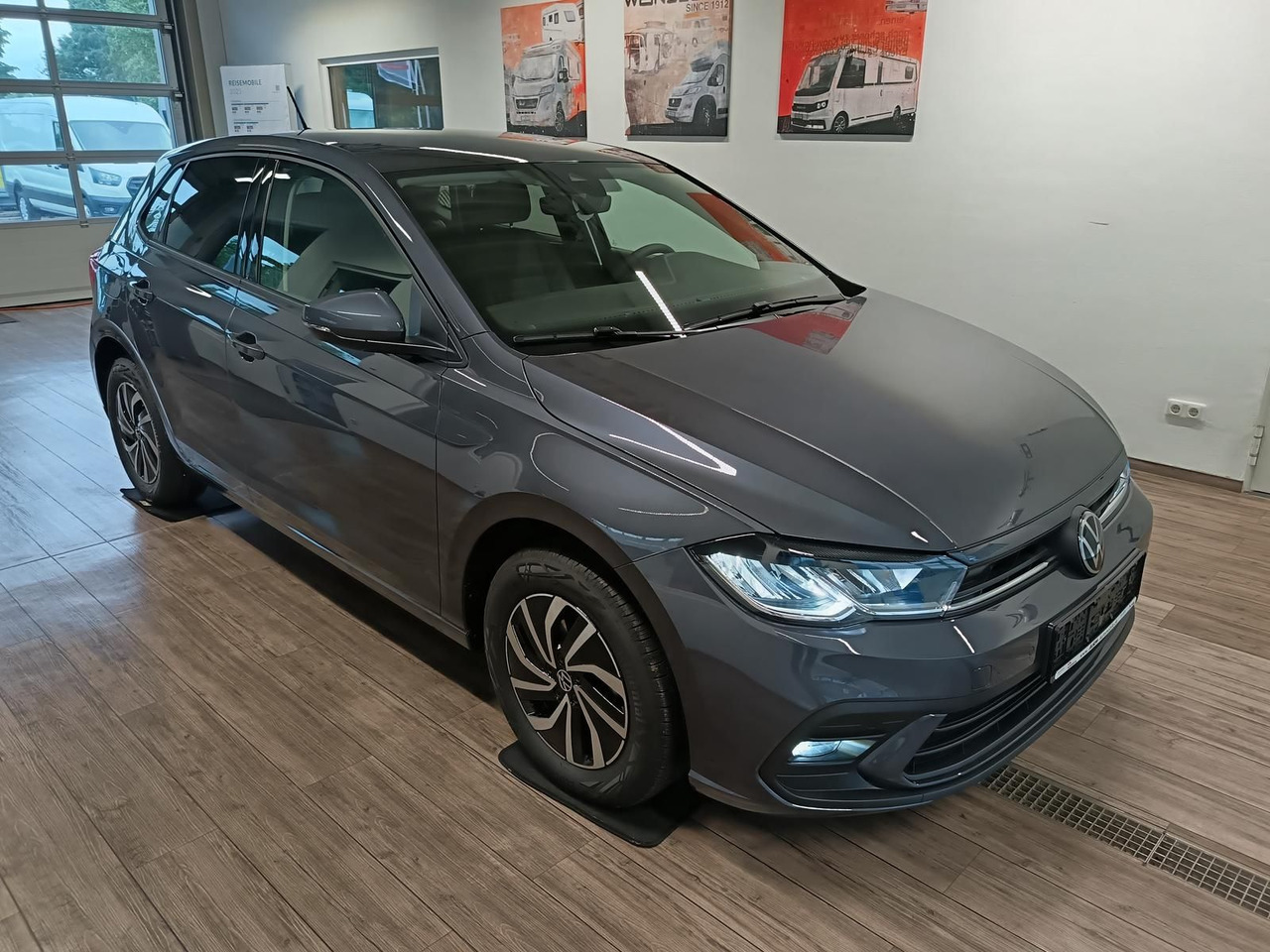 Volkswagen Polo Life 1.0 TSI 70 kW*LED*R-KAM*TEMP*PDC*SHZ* - Automobil: obrázok 3 Volkswagen Polo Life 1.0 TSI 70 kW*LED*R-KAM*TEMP*PDC*SHZ* - Automobil: obrázok 3