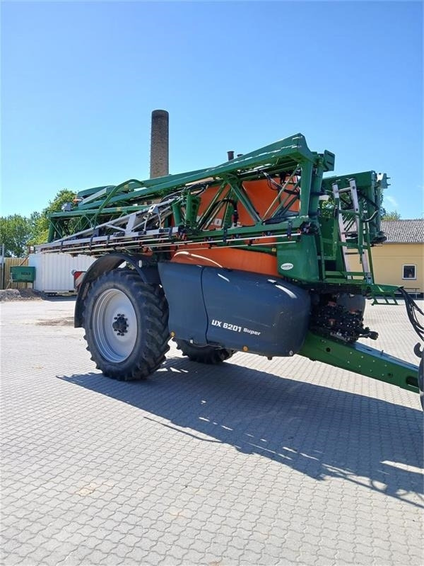 Amazone Ux 6201 super 42 m - Ťahaný postrekovač: obrázok 1 Amazone Ux 6201 super 42 m - Ťahaný postrekovač: obrázok 1