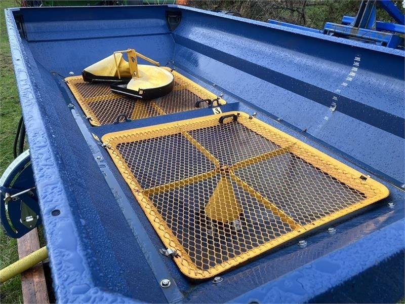 Bogballe M2 Med Calibrator Uniq - Rozmetač hnojiva: obrázok 3 Bogballe M2 Med Calibrator Uniq - Rozmetač hnojiva: obrázok 3