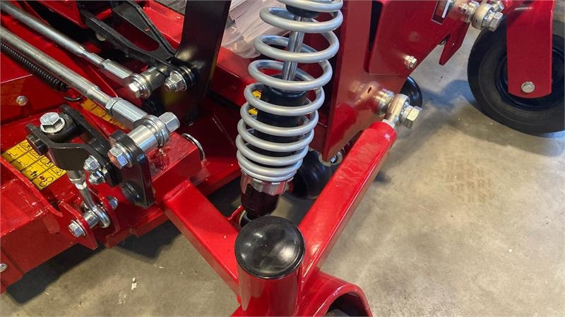 Ferris ZT2600 IS Stage V - Diesel - 155 cm - Záhradná kosačka: obrázok 5 Ferris ZT2600 IS Stage V - Diesel - 155 cm - Záhradná kosačka: obrázok 5