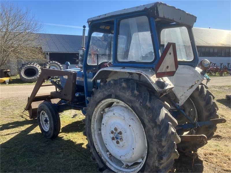 Ford 4000 Med frontlæsser  - Traktor: obrázok 4 Ford 4000 Med frontlæsser  - Traktor: obrázok 4