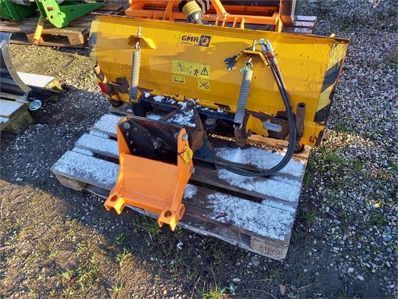 GMR FS1300L Med Stiga Titan ophæng - Radlica na sneh pre Poľnohospodárske stroje: obrázok 4 GMR FS1300L Med Stiga Titan ophæng - Radlica na sneh pre Poľnohospodárske stroje: obrázok 4