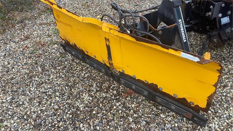 GMR FS1600VL V-Plov - Radlica na sneh pre Poľnohospodárske stroje: obrázok 2 GMR FS1600VL V-Plov - Radlica na sneh pre Poľnohospodárske stroje: obrázok 2