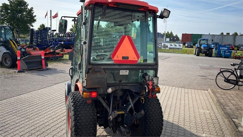 Kubota B2530 HST B2530 - Komunálny traktor: obrázok 2 Kubota B2530 HST B2530 - Komunálny traktor: obrázok 2