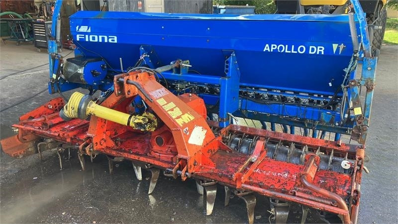 Kuhn HR 3001 M med Fiona Apollo - Modulárny sejací stroj: obrázok 1 Kuhn HR 3001 M med Fiona Apollo - Modulárny sejací stroj: obrázok 1