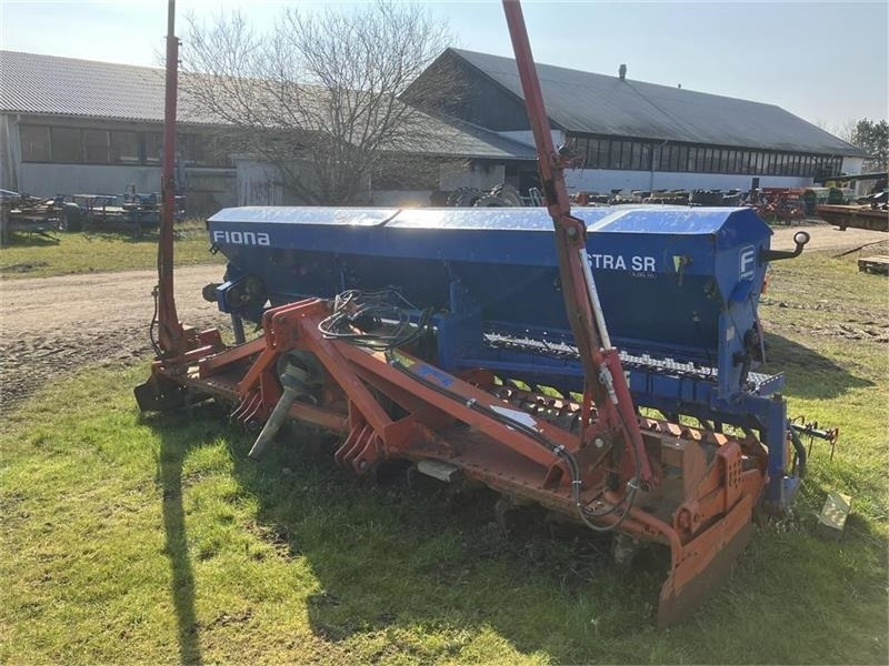Kuhn HR 4002 Med Fiona Astra SR - Modulárny sejací stroj: obrázok 1 Kuhn HR 4002 Med Fiona Astra SR - Modulárny sejací stroj: obrázok 1