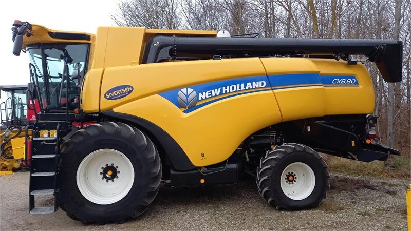 New Holland CX8.80 SLH med 25 fods Varifeed - Obilný kombajn: obrázok 5 New Holland CX8.80 SLH med 25 fods Varifeed - Obilný kombajn: obrázok 5