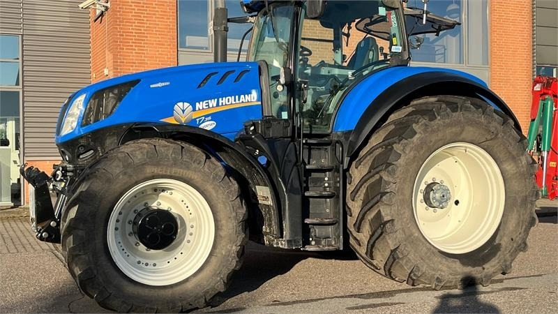 New Holland T7.315 HD AutoComand - Traktor: obrázok 1 New Holland T7.315 HD AutoComand - Traktor: obrázok 1