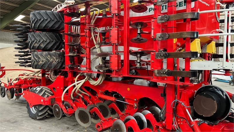 Pöttinger Terrasem C6 Fertilizer - Univerzálny sejací stroj: obrázok 5 Pöttinger Terrasem C6 Fertilizer - Univerzálny sejací stroj: obrázok 5