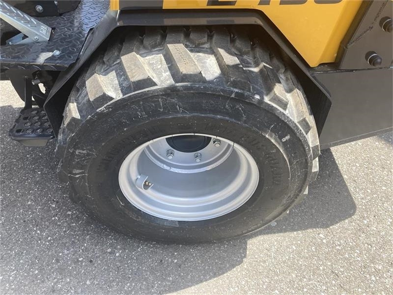 Schäffer 2430 NORDIC HD - Kĺbový nakladač: obrázok 5 Schäffer 2430 NORDIC HD - Kĺbový nakladač: obrázok 5