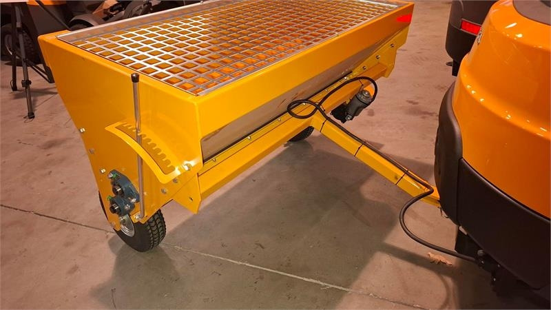 Stiga grusudlæggeer - Rozmetač piesku/ Soli pre Komunálne/ Špeciálne stroje: obrázok 1 Stiga grusudlæggeer - Rozmetač piesku/ Soli pre Komunálne/ Špeciálne stroje: obrázok 1