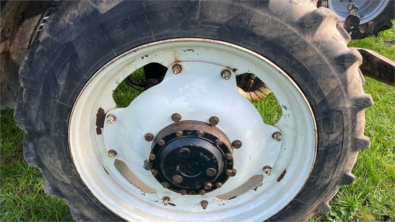 Taurus 270/95R32 - 300/95R46  - Pneumatika pre Poľnohospodárske stroje: obrázok 5 Taurus 270/95R32 - 300/95R46  - Pneumatika pre Poľnohospodárske stroje: obrázok 5