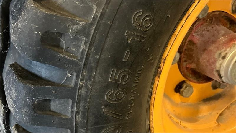 Tim 6,5T-BT - Poľnohospodársky sklápěcí príves: obrázok 3 Tim 6,5T-BT - Poľnohospodársky sklápěcí príves: obrázok 3