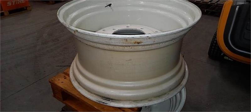 Titan Svejste fælge............ 15x30 - Pneumatika pre Poľnohospodárske stroje: obrázok 3 Titan Svejste fælge............ 15x30 - Pneumatika pre Poľnohospodárske stroje: obrázok 3