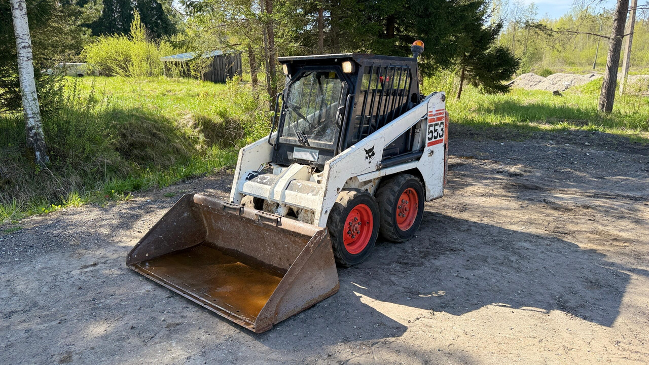 Bobcat 553 - Šmykom riadený nakladač: obrázok 1 Bobcat 553 - Šmykom riadený nakladač: obrázok 1