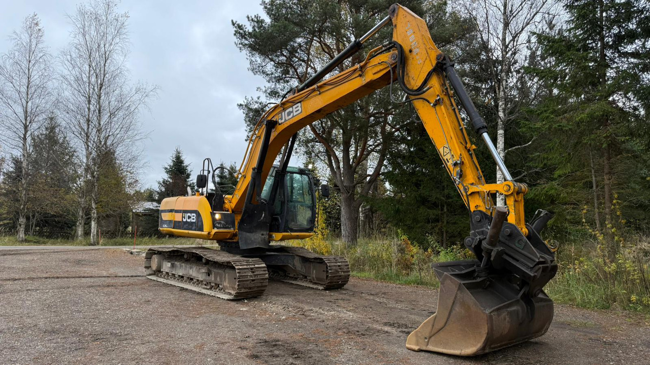 Pásové rýpadlo JCB JS210LC: obrázok 6
