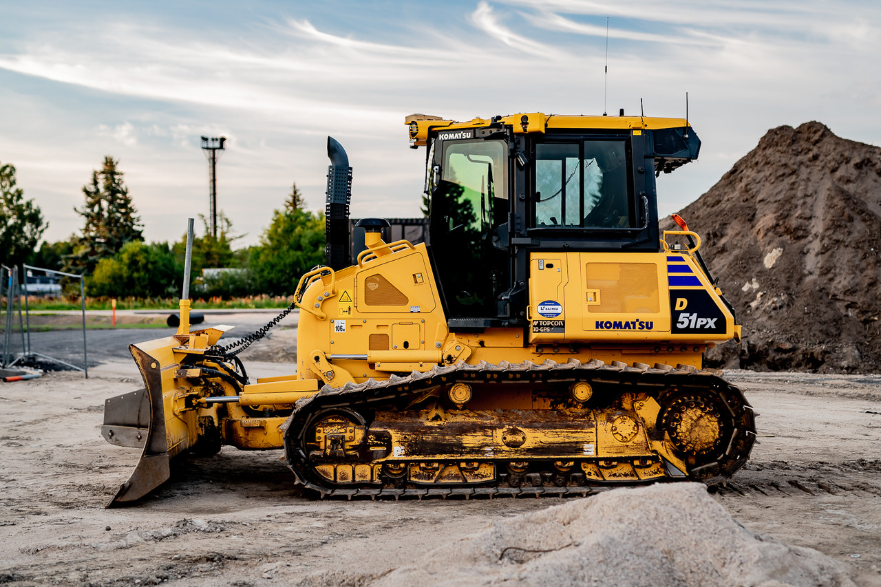 KOMATSU D51PX - Buldozér: obrázok 2 KOMATSU D51PX - Buldozér: obrázok 2