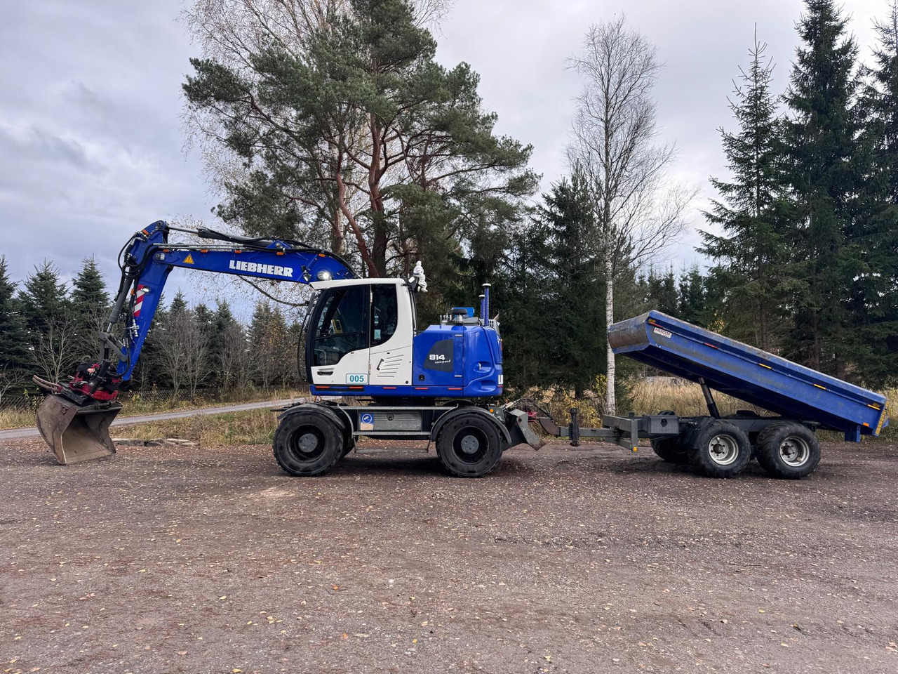 Liebherr A 914 Compact Litronic - Kolesové rýpadlo: obrázok 4 Liebherr A 914 Compact Litronic - Kolesové rýpadlo: obrázok 4