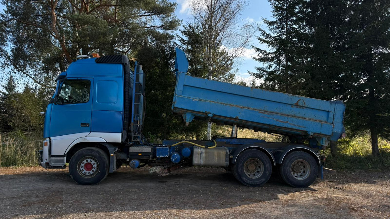 VOLVO FH12 - Sklápač: obrázok 2 VOLVO FH12 - Sklápač: obrázok 2