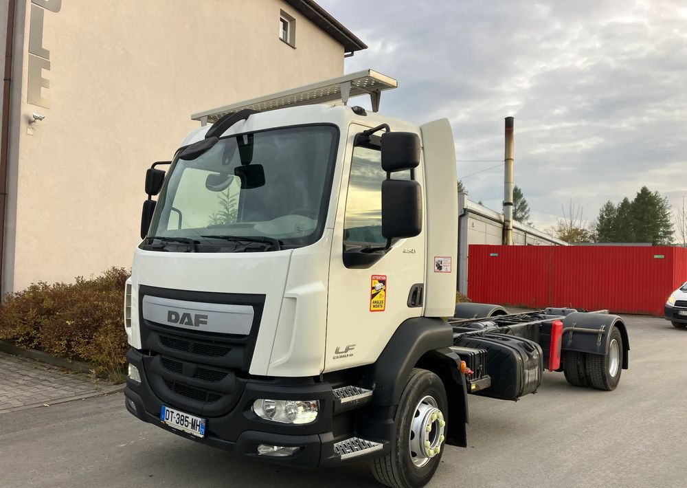 DAF Daf FL 16.250 euro 6 ramo do zabudowy - Podvozek s kabinou: obrázok 1 DAF Daf FL 16.250 euro 6 ramo do zabudowy - Podvozek s kabinou: obrázok 1
