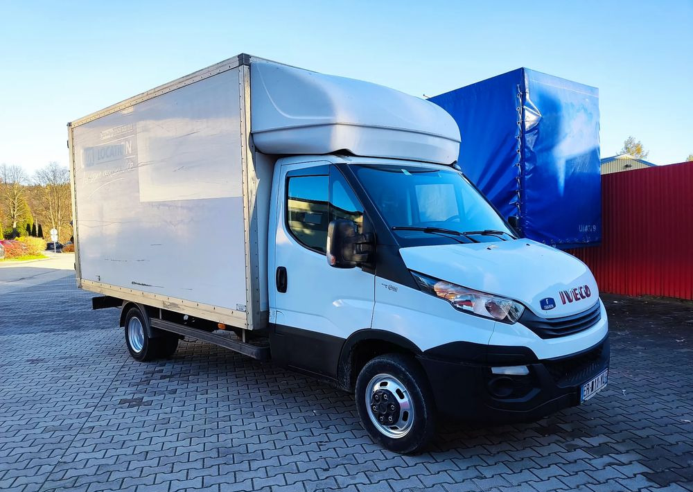Iveco DAILY 35C13 Kurierka - Dodávka skriňová nadstavba: obrázok 2 Iveco DAILY 35C13 Kurierka - Dodávka skriňová nadstavba: obrázok 2
