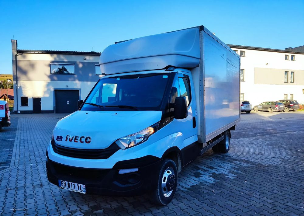 Iveco DAILY 35C13 Kurierka - Dodávka skriňová nadstavba: obrázok 1 Iveco DAILY 35C13 Kurierka - Dodávka skriňová nadstavba: obrázok 1