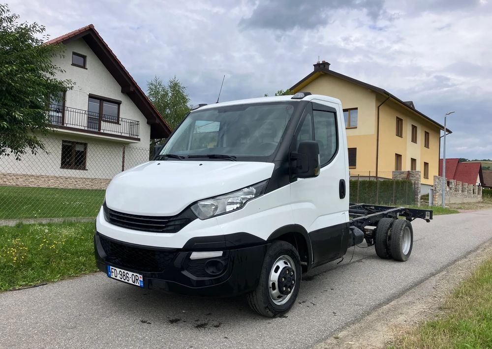 Iveco DAILY 35C14 ramo do zabudowy kiper wywrotka - Podvozek s kabinou: obrázok 1 Iveco DAILY 35C14 ramo do zabudowy kiper wywrotka - Podvozek s kabinou: obrázok 1