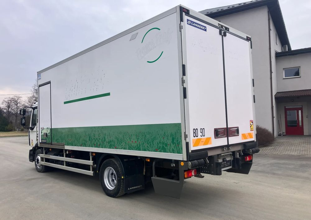 Renault Renault Gama D 250 chłodnia izoterma 16 PALET - Chladirenské nákladné vozidlo: obrázok 4 Renault Renault Gama D 250 chłodnia izoterma 16 PALET - Chladirenské nákladné vozidlo: obrázok 4