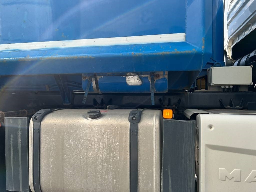 MAN TGX 35.480 8X4-4 BL - Sklápač: obrázok 3 MAN TGX 35.480 8X4-4 BL - Sklápač: obrázok 3