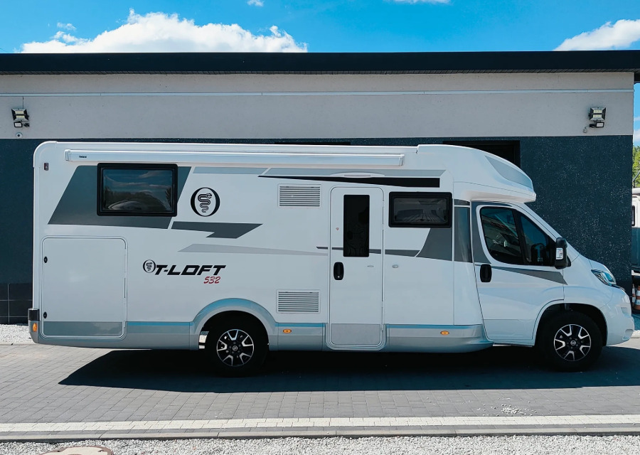 Elnagh Elnagh T-Loft 532 WINTER Alarm Solar Camera Air Conditioning Truma Diesel E Awning Remis Retrofitted - Obytný van: obrázok 3 Elnagh Elnagh T-Loft 532 WINTER Alarm Solar Camera Air Conditioning Truma Diesel E Awning Remis Retrofitted - Obytný van: obrázok 3