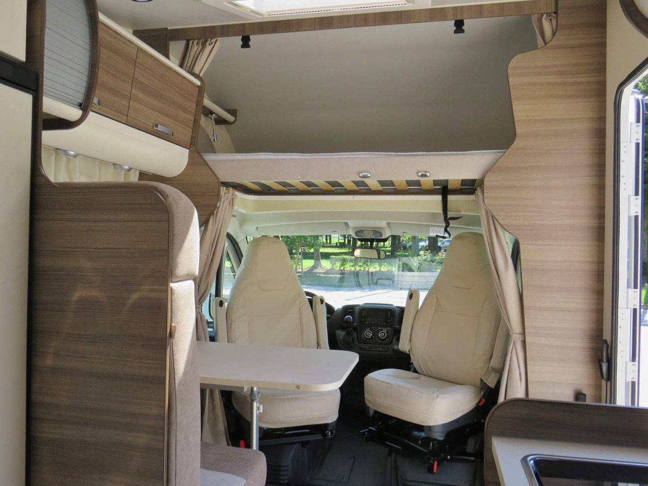 Nový Alkovna Fiat Ducato RETRACTABLE PLATFORM (300KG CAPACITY): obrázok 14