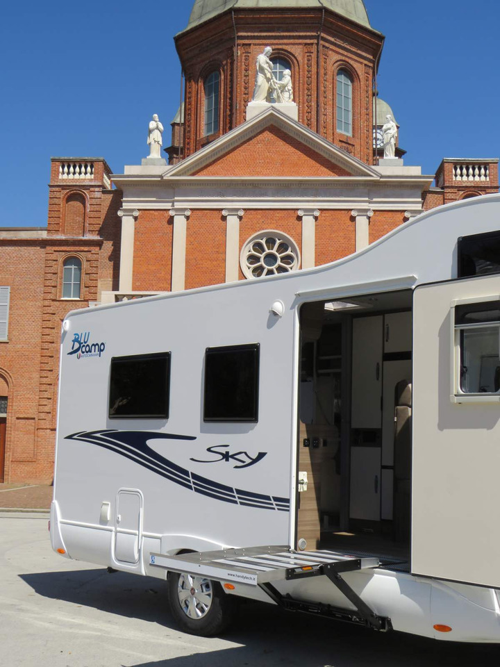 Nový Alkovna Fiat Ducato RETRACTABLE PLATFORM (300KG CAPACITY): obrázok 8