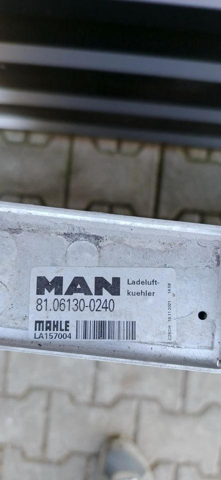 MAN TGS TG3 CHŁODNICA POWIETRZA INTERCOOLER NOWY - Medzichladič pre Nákladné auto: obrázok 3 MAN TGS TG3 CHŁODNICA POWIETRZA INTERCOOLER NOWY - Medzichladič pre Nákladné auto: obrázok 3