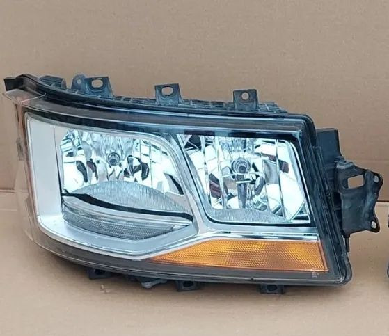 SCANIA R S P G LAMPA PRZEDNIA PRAWA - Svetlo/ Osvetlenia pre Nákladné auto: obrázok 1 SCANIA R S P G LAMPA PRZEDNIA PRAWA - Svetlo/ Osvetlenia pre Nákladné auto: obrázok 1
