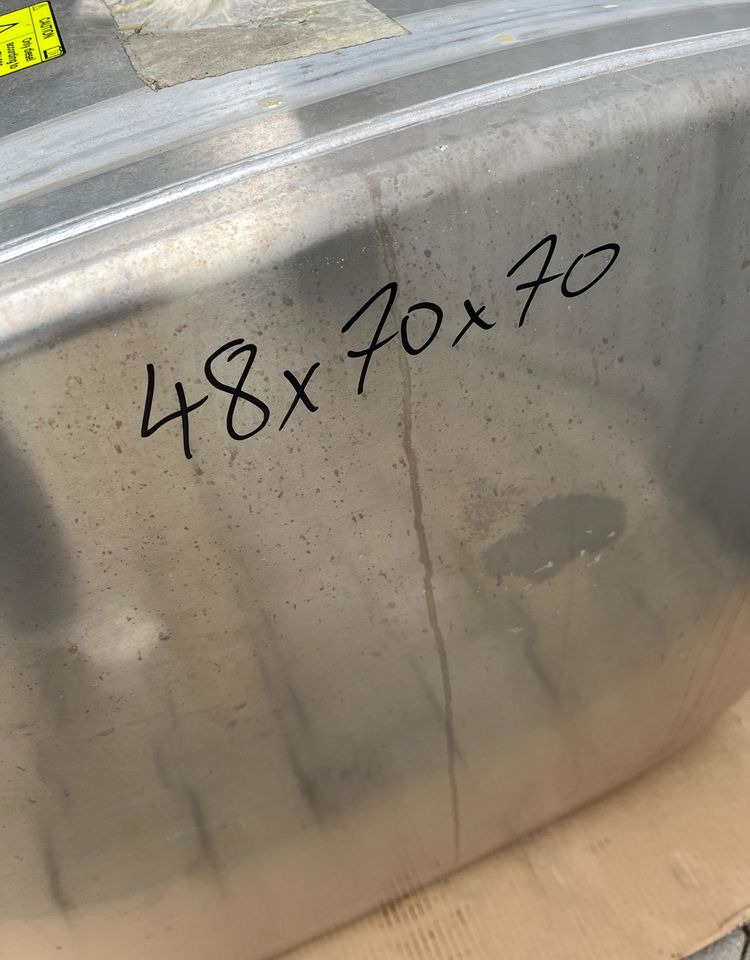 Zbiornik paliwa Scania R S 200L bak 1871187 jak NOWY - Palivový systém pre Nákladné auto: obrázok 5 Zbiornik paliwa Scania R S 200L bak 1871187 jak NOWY - Palivový systém pre Nákladné auto: obrázok 5